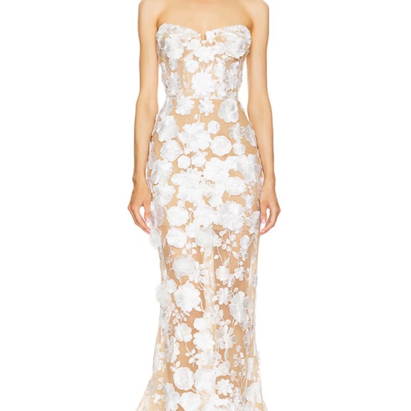 Bronx and Banco Jasmine Bridal Gown - Picture 4 of 10